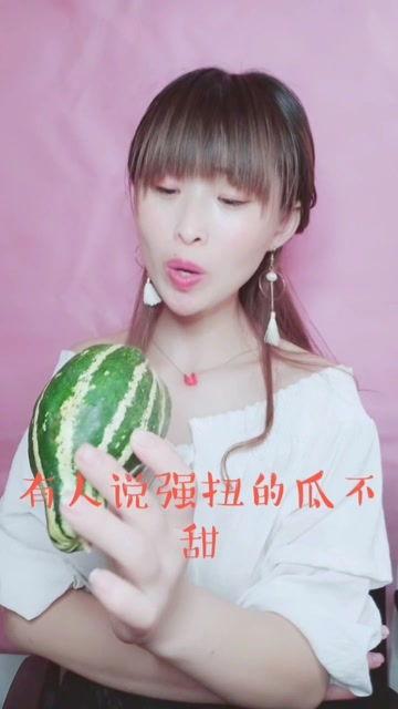 娱乐吃瓜酱生理期,Baby水下困境，张韶涵血染椅子，生理期饮食禁忌大公开