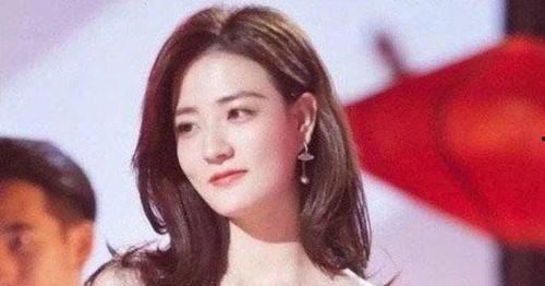 娱乐吃瓜经纪人小花 第3张 娱乐吃瓜经纪人小花 第3张