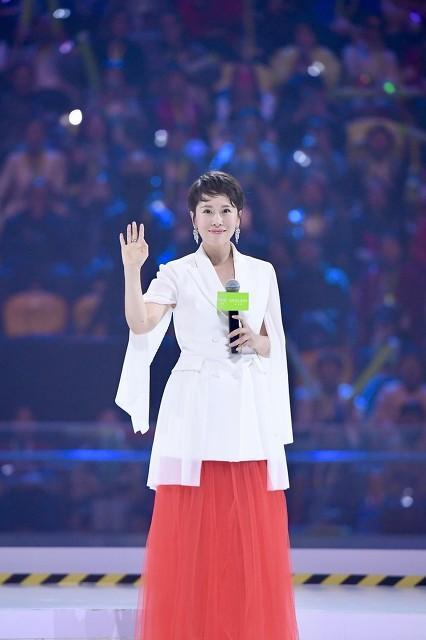 娱乐吃瓜女明星被冷落,冷落背后的吃瓜女明星真相揭秘 第2张 娱乐吃瓜女明星被冷落,冷落背后的吃瓜女明星真相揭秘 第2张