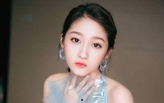 娱乐圈吃瓜大妈小说,揭秘明星背后的秘密与八卦风云 第2张 娱乐圈吃瓜大妈小说,揭秘明星背后的秘密与八卦风云 第2张