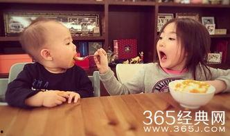 娱乐大嘴吃瓜视频大全,揭秘娱乐圈幕后故事与精彩瞬间 第3张 娱乐大嘴吃瓜视频大全,揭秘娱乐圈幕后故事与精彩瞬间 第3张
