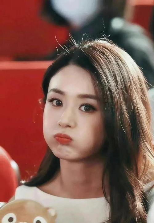 娱乐圈明星吃瓜号,揭秘明星背后的故事与真相 第2张 娱乐圈明星吃瓜号,揭秘明星背后的故事与真相 第2张