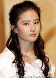 娱乐圈业内吃瓜女星,揭秘那些年我们“吃瓜”的女星们  第3张