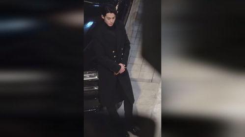 向上娱乐王鹤棣吃瓜,揭秘娱乐圈背后的真相  第3张