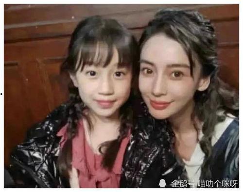 娱乐吃瓜女配是谁,揭秘“吃瓜女配”背后的故事 第3张 娱乐吃瓜女配是谁,揭秘“吃瓜女配”背后的故事 第3张