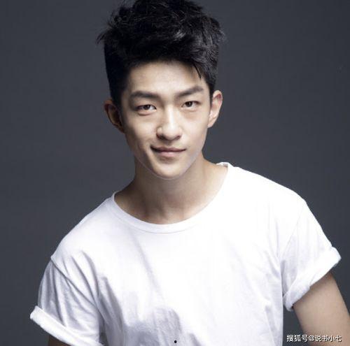 小飞娱乐圈吃瓜,揭秘明星幕后那些事儿  第3张