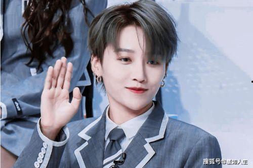 娱乐吃瓜酱刘雨昕,娱乐吃瓜酱的时尚偶像之路  第2张