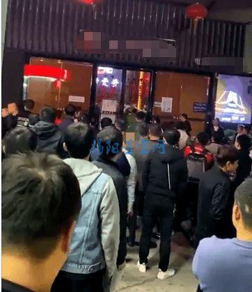 娱乐场所吃瓜视频,吃瓜视频背后的精彩瞬间  第3张