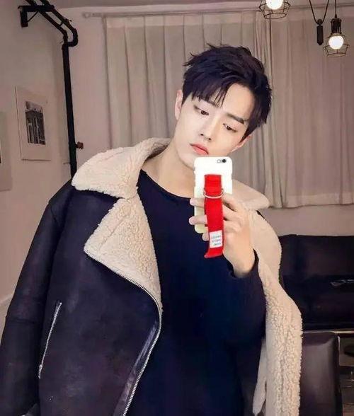 热搜娱乐吃瓜博主,热搜吃瓜博主带你探秘明星幕后故事  第3张